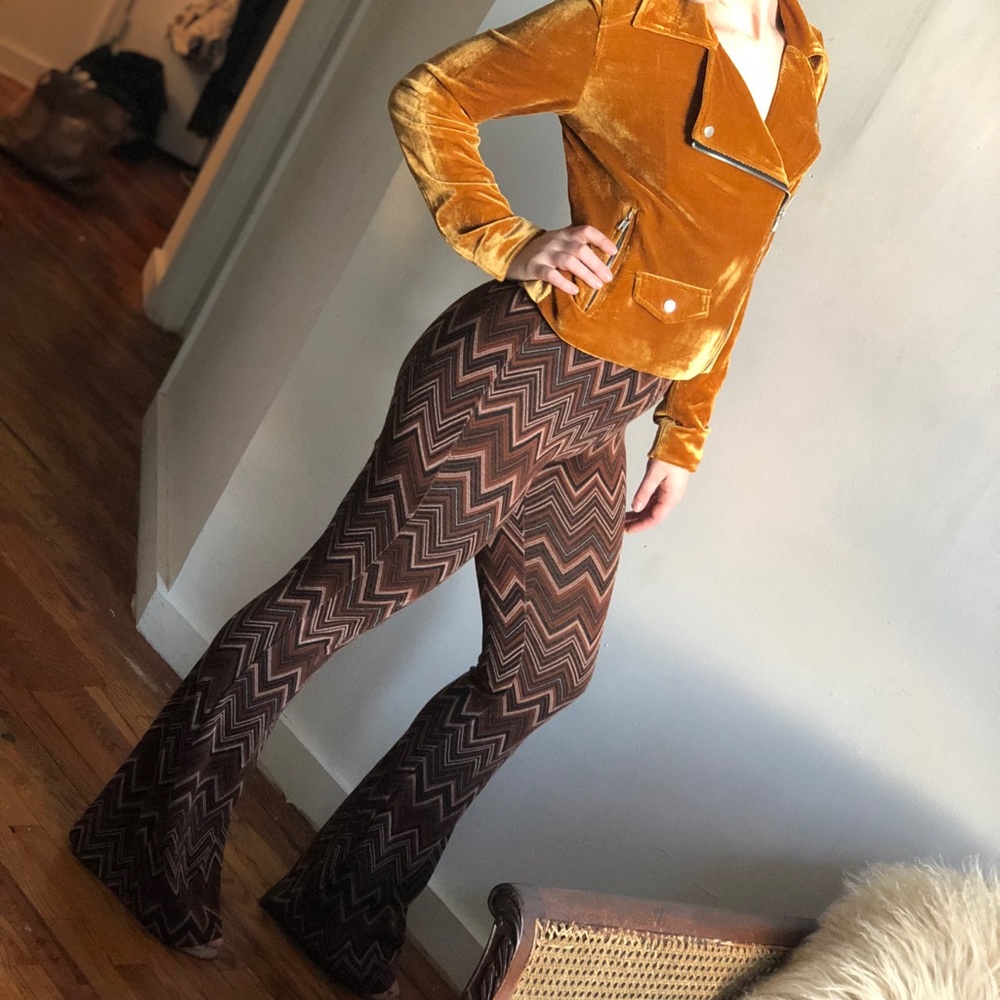 Zigzag bell bottoms! Never worn!